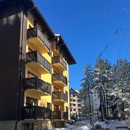 アパート Mountain Dreams